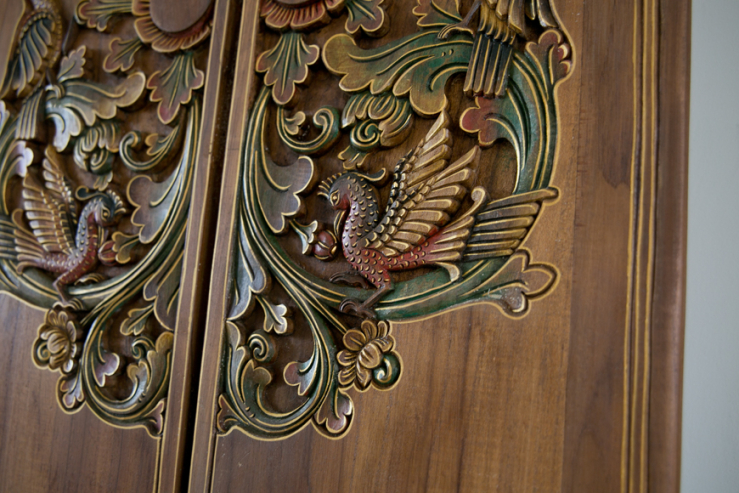 Balinese deur met bijzondere print