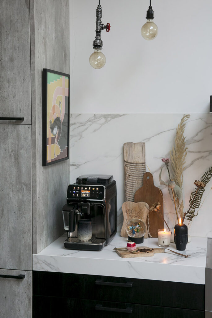 Marieke verrassen met een koffiehoekje in de keuken