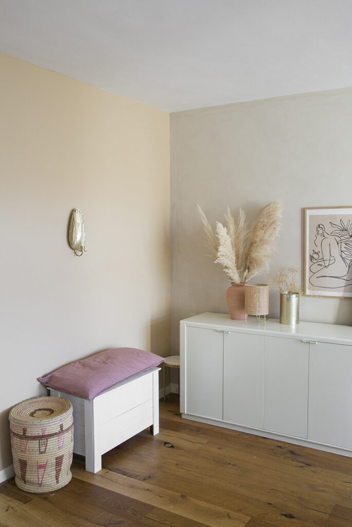 Thuis in het neutral chic huis van Nina