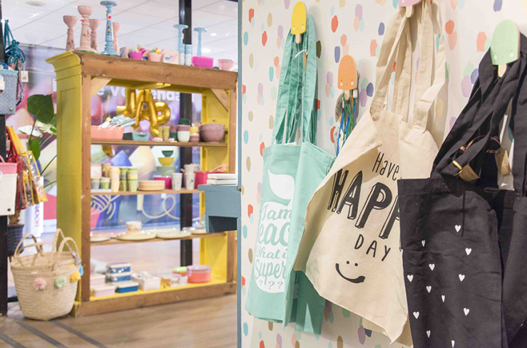 Shop bijzonder winkelen in Veenendaal bij Poespas