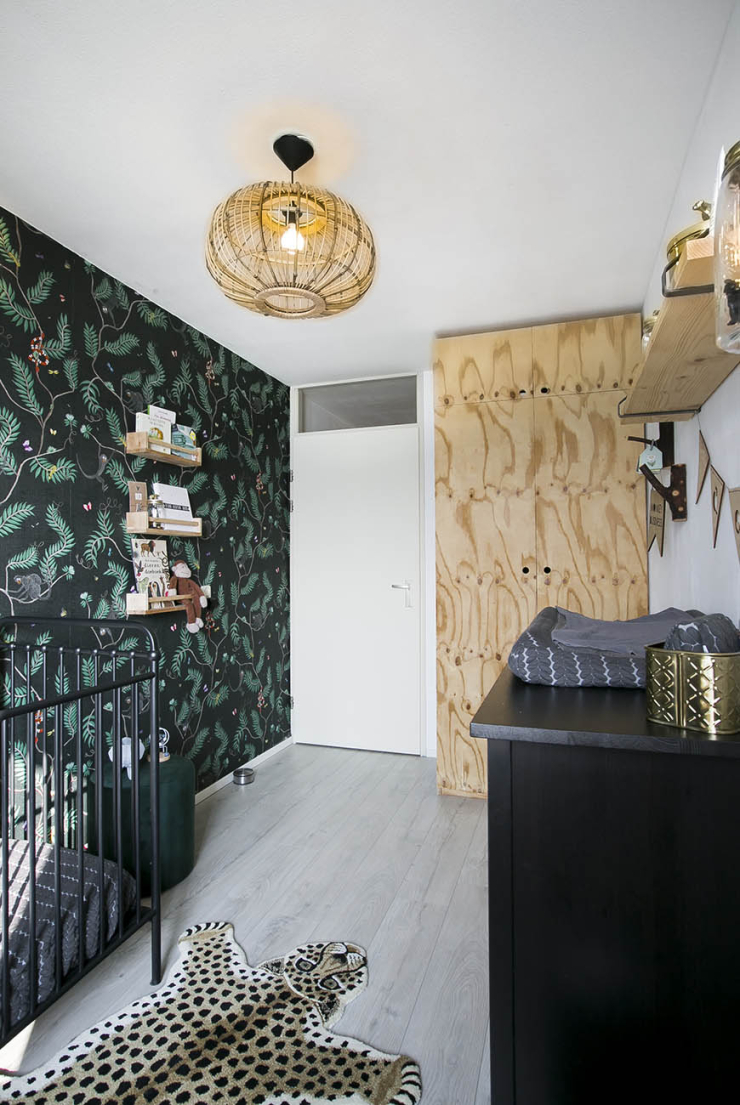 De babykamer vol jungle behang van Amanda