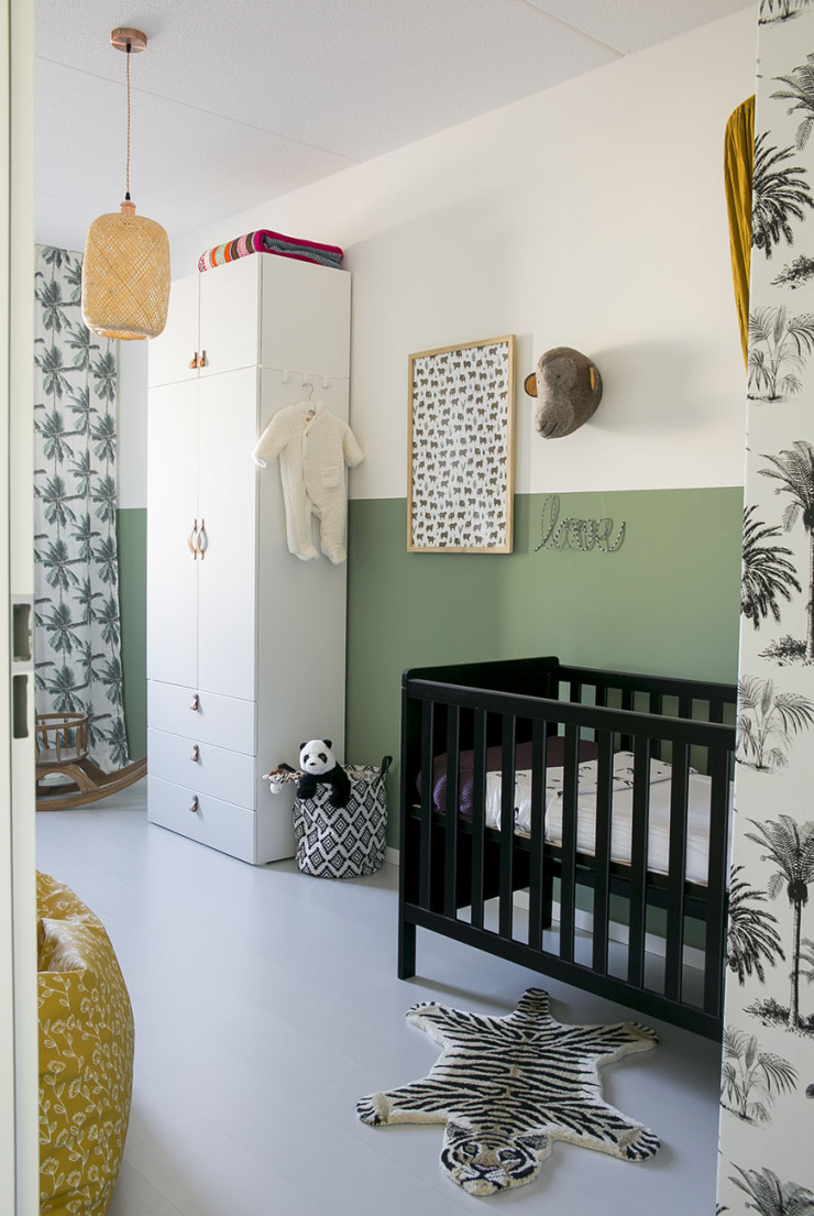 Baby tour in de babykamer van Sophie vol kleur & patronen