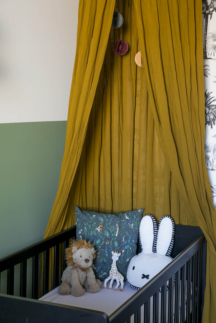 Baby tour in de babykamer van Sophie vol kleur & patronen