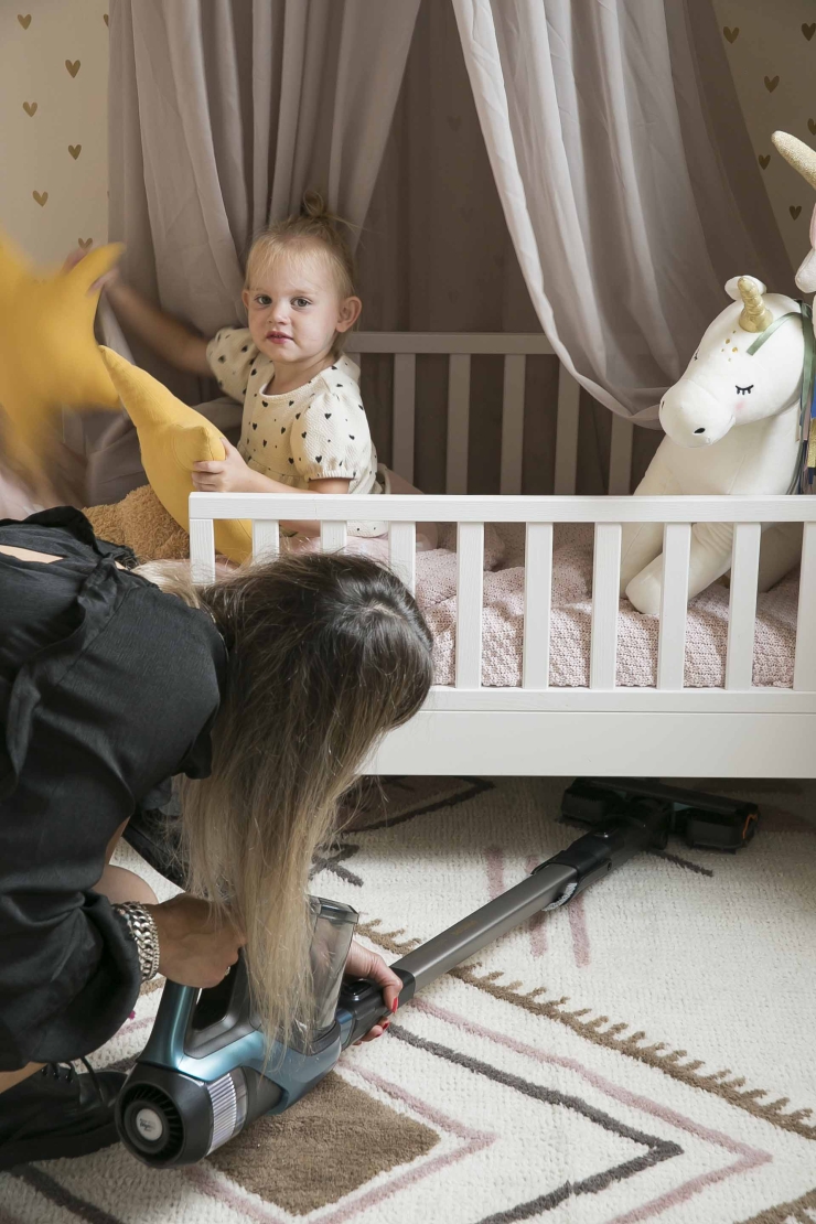 Nichtje verrassen met make-over kinderkamer