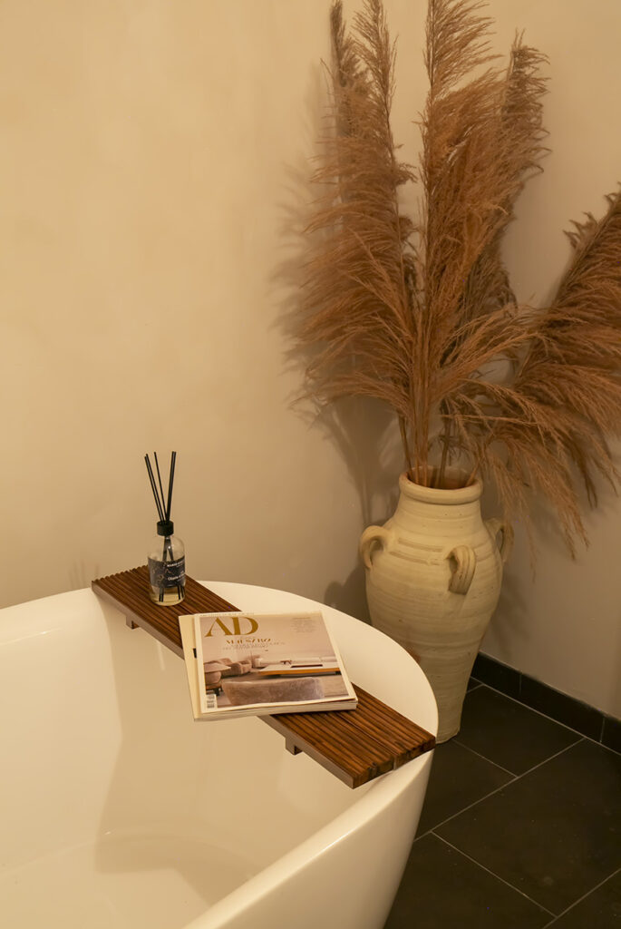 Hotel chic badkamer tips: met deze elementen creëer je het!