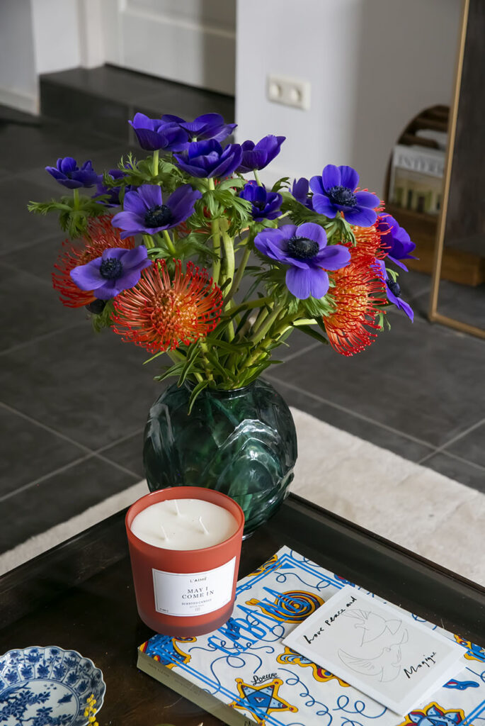 Binnenkijken in het cottage glam interieur van Roel uit Laren