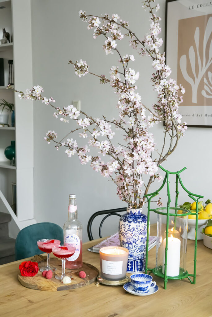 Binnenkijken in het cottage glam interieur van Roel uit Laren