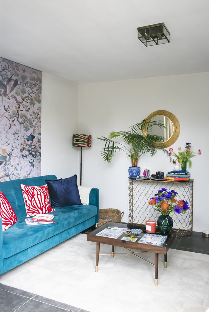 Binnenkijken in het cottage glam interieur van Roel uit Laren