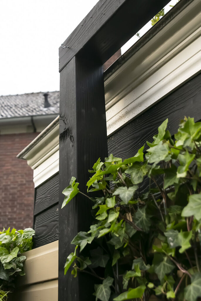 Creëer met feestverlichting een romantische sfeer in de tuin