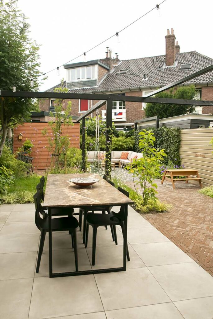 XXL Tuin Make-Over deel 2: de afstyling van onze eclectische stadstuin