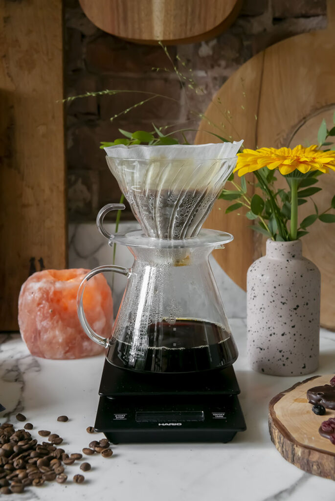 Met deze stylish koffiezetmethode zet je een van de lekkerste koffietjes thuis